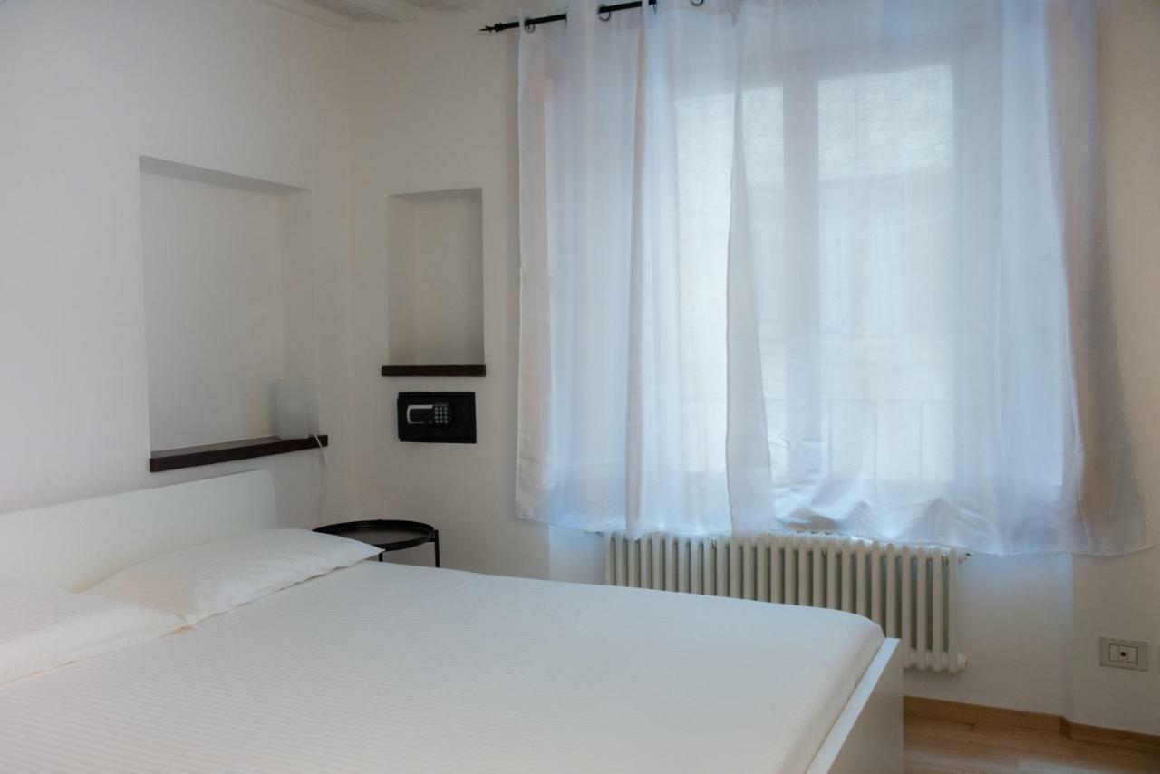 Appartement La Casa In Camollia à Sienne Extérieur photo